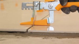 คีมบีบปรับระดับกระเบื้อง(ไม่รวม คลิป - ลิ่ม)