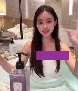 (BLANC DUBU) 112526 Groom Maison De Body Cleanser 500ml - COCOMO