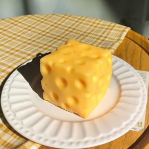 Simulate Cheese Squeeze Toy Slow Rebound Pinching Office Decompression Slow Rebound Cheese Pinching Ornament Relax Decompress