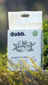 ทรายแมวเต้าหู้ ผสมเบนโทไนต์ แบรนด์Bobb. กลิ่นชาขาว คุมกลิ่นเหม็นดีเยี่ยม แห้งสะอาด ไม่อับชื้น ขนาด 6L เกรดพรีเมียม