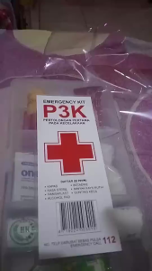 Kotak Obat P3K Emergency Kit Pertolongan PertamaBox Plastik Lengkap Dengan Isi