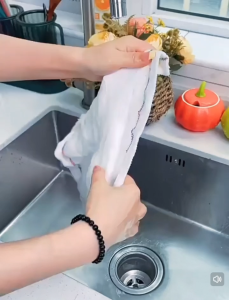 Thickened Rainbow Edge Cleaning Cloth – Strong Decontamination & Easy Oil Removal