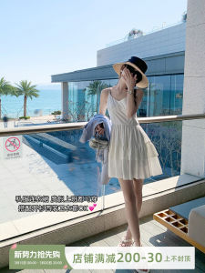 Zeng Xiaoxian Holiday Style Short White Dress Womens New Model Slimming Cake Skirt V-neck High-waisted Korean Version Spring Summer