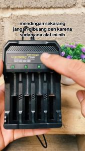 【COD】4 Slot USB Intelligent Battery Charger 18650 Li-ion Baterai AA / AAA
