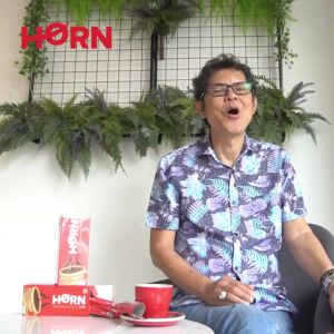 HORN by Dr. Boyke Paket Puas Sekali Pakai - Bundling Cokelat + Tisu Laki