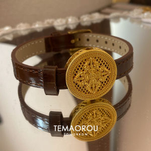 สร้อยข้อมือหนังแท้สีน้ำตาลหรูหราสำหรับผู้หญิง สายรัดข้อมือแบบสายนาฬิกา เครื่องประดับแฟชั่น สร้อยข้อมือเจ้าพ่อแปดสิ่ง