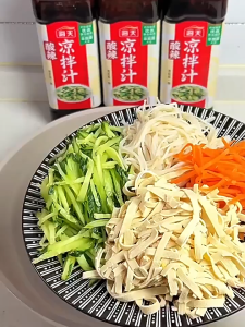 HADAY Hot and Sour Cold Sauce Salad Steak Dressing 海天酸辣凉拌汁 560g