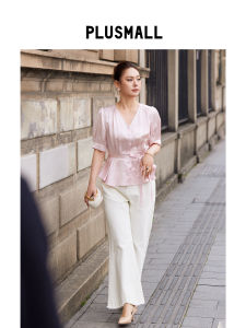 Shiny Acetate Slightly Crinkled French Elegance V-Neck Slim Fit Shirt