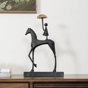 Elegant Luxury Sculpture