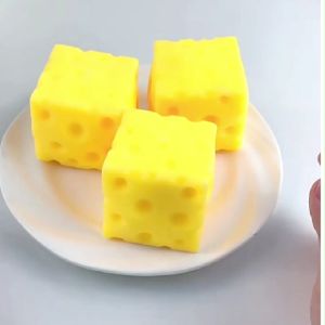 สกุชชี่ชีส เหมือนจริง Squishy น่ารัก เล่นคลายเครียด บริหารมือ เสริมพัฒนาการ ของเล่น สําหรับเด็ก ผู้ใหญ่