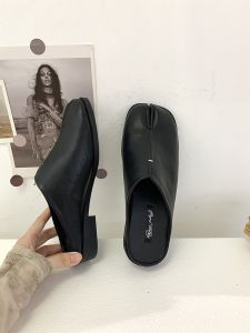 British Style Toe Separated Mule Coarse Heel