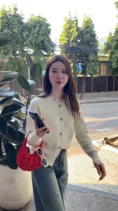 SLYQ VIBEY BAGGY DENIM PANTS กางเกงยีนส์ขากระบอกใหญ่แต่งลายปักกระเป๋า