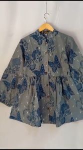 Kasmaran Kupu Kupu - Blouse Batik Murah / Baju Batik Wanita / Atasan Batik Wanita Batik Kerja Wanita Blouse Batik Batik Kantor Wanita Batik Kerja Wanita Modern Atasan Batik Wanita Jumbo Atasan Batik Wanita Kerja Baju Batik Kantor Wanita
