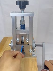 Waste Copper Wire Household Wiring Waste Wire And Cable Stripping Manual Stripping Machine