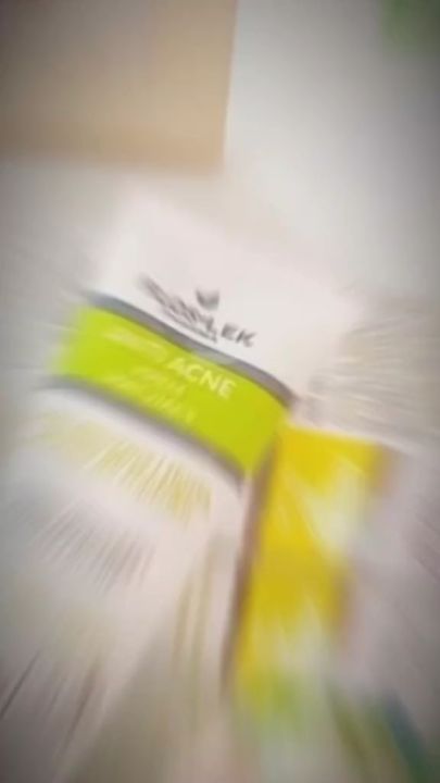 HÀNG NHẬP KHẨU - Kem Kiểm Soát Dầu Và Điều Tiết Bã Nhờn Floslek Anti ...