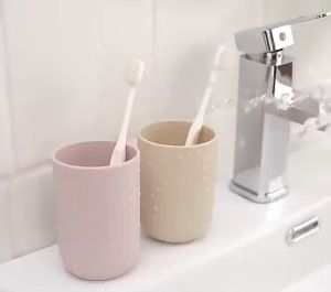 holder sikat gigi 3 kait/holder gantung sikatgigi/penyangga sikat gigi