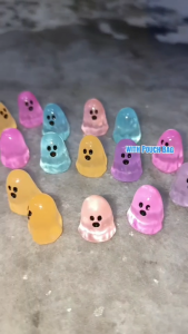 SSP Cute Mini Ghost figure Glow in the Dark Fun night playtime decorative toys