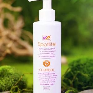 Sữa Rửa Mặt Spotlite Cleansing Liquid Gel - Làm Sạch Dịu Nhẹ Se Khít Lỗ Chân Lông Làm Trắng Da Ngăn Ngừa Lão Hóa