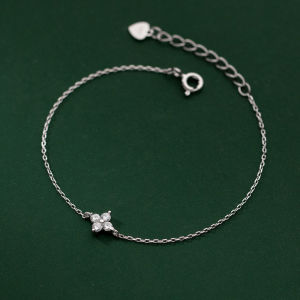 ANENJERY Zircon Four Leaf Flower Chain Bracelet for Women Niche Simple Desgin Party Jewelry Accessories