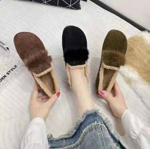 รองเท้า Loafers หนังนิ่ม สำหรับผู้หญิง ฤดูหนาว 2025 รองเท้าหนังแกะบุขนแกะหนา รองเท้าสวมใส่สบาย พื้นยาง ทรงหัวมน ส้นแบน