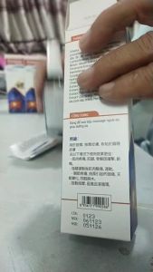 Combo 2 chai xịt xương khớp Ezmove 50ml giảm đau mỏi vai gáy tê  bì chân tay đau nhức xương khớp thoải mái vận động