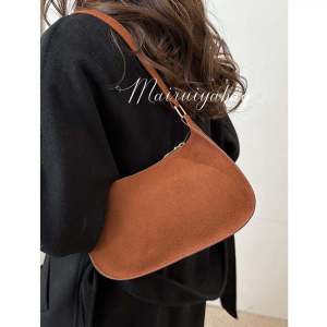 Women's Large Capacity Shoulder Bag: Soft PU Leather Handbag for Autumn Winter Fashion