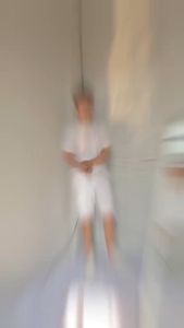 Kaos Polos Pria 30s: Nyaman, Elegan, dan Sesuai untuk Acara Sehari-hari