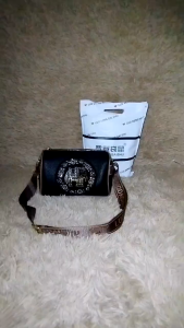 BJ82152 - BLACK/WHITE TAS SLEMPANG HANDBAG TAS WANITA FASHION IMPORT MODIS ELEGAN TERMURAH TERLARIS TERBARU TAS BATAM GT2152