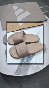 Dép Adidas Adilette Comfort 2.0 Slides Grey Two - HQ2474 | Beater 8.10