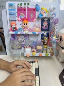 Bảng Pegboard Dola Home móc vách ngăn văn phòng vách ngăn cửa sổ để dụng cụ văn phòng và dụng cụ trang trí nhà cửa không cần khoan tường chắc chắn để tại trọng đến 15kg