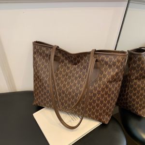 【热销女包】高颜值印花女包包春季新款潮流单肩手提包大容量托特包高颜值