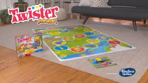 Hasbro Gaming Twister Junior Animal Adventures with 2-Sided Mat Brain game