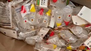 Botol Saus Mini Bento Bekal Anak Tempat Bumbu Saus Kecap