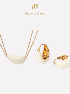 Retro Stylish Teardrop Hoop Earrings Set