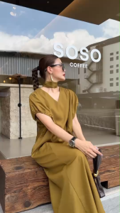 🔖Mirrorsister 50423.4 เดรสทรงหลวมคอวี แขนสั้นจั๊มสม็อค ใส่ง่ายใส่ได้บ่อย มาพร้อมสายผูกเอวหรือจะพันคอก็เก๋ มีกระเป๋าล้วง