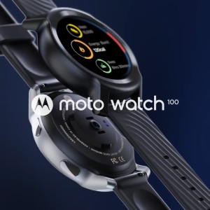 Motorola Moto Watch 100 Smart Watch Fitness Tracker with 26 Sport Modes 5ATM Waterproof SpO2 Sensor GPS Tracking