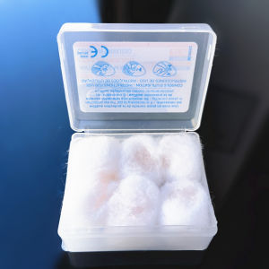 French Original Noise Reduction Sleep Anti-Snoring Wax Earplugs