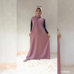 Inner Dress Sleeveless Tanpa Lengan Dres Busui Yukensi Polos Bahan Moscrepe Tidak Nerawang