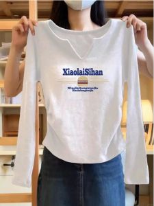 เสื้อยืดคอวีทรงสลิมฟิตสำหรับผู้หญิง แขนยาว เสื้อเชิ้ตฤดูใบไม้ร่วง เสื้อเชิ้ตสไตล์เกาหลี ทรงเข้ารูป ทรงเข้ารูป แขนยาว คอวี