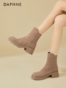 รองเท้าบูทส้นสูงแบบมีขนแกะสั้นสำหรับผู้หญิง Daphne ฤดูใบไม้ผลิและฤดูใบไม้ร่วง รองเท้าแฟชั่นแบบสวมหัวกลม วัสดุด้านในเป็นหนังแท้