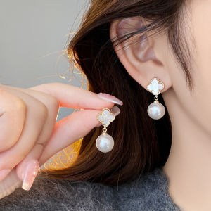 Women's Fashion Pearl Earrings: Round Face Suitable Four Leaf Clover Design Elegant Women's Ear Jewelry Silver Gold Plated