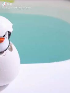 Mainan Mandi Anak Bayi Shower Toy Spray Water Telur / Bathing Toys Egg