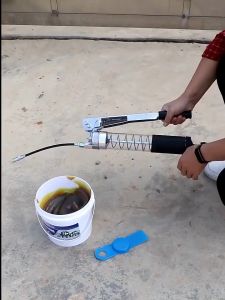 ปืนลมอัดจารบี ปืนอัดจารบีชนิดซิป ปืนอัดจารบีชนิดโซ่แรงดันสูง Pneumatic Grease Gun GREENER กระบอกอัดจารบี 600 CC แบบใส รุ่นงานหนัก GER 600 japan quality