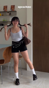 *พร้อมส่ง* Upeachme - Seashell Belt (เอว-33") เข็มขัดลูกปัดไข่มุก อะไหล่เงินจี้เปลือกหอยทะเล สร้อยคล้องเอว เข็มขัดเงิน