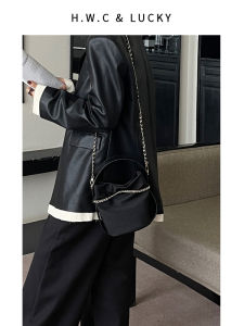 Week Eight Bucket Bag Nylon Crossbody Handbag Womens Fashion Chain Texture Small Bag Casual Shopping Mall Same as Online