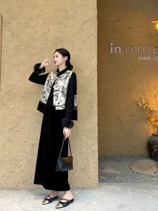 New Chinese Style Watercolor Print Jacket Womens Stand Collar Button Back Vest Luxury Minimalist Autumn Fashion Trend