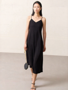 AMII | Summer Vacation Style V-Neck Strap Slim A-Line Dress