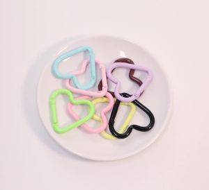 5pcs Heart Shape Carabiner Keychain Clip Colorful Alloy Spring Clasps Hook For DIY Keychain Jewelry Buckle Connector Accessories