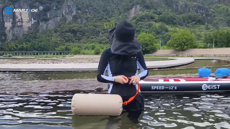 Phao nổi bơi sông bơi biển LV82 kiêm túi đựng nước đa năng ngoài trời chống thấm trọng lượng 10kg