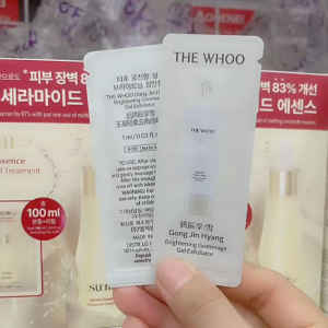 20 or 30 Gói Tẩy Da Chết Whoo Làm Sáng Da Sạch Lỗ Chân Lông Whoo Gongjinhyang Seol Brightening Gel 1ml